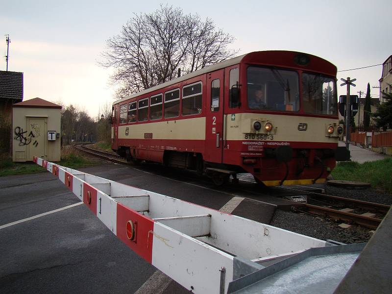 Trať 097 Teplice - Lovosice. Přejezd v Bystřanech