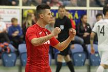 V posledním kole základní části nejvyšší futsalové soutěže porazily Teplice (v červeném) Chrudim 2:1.