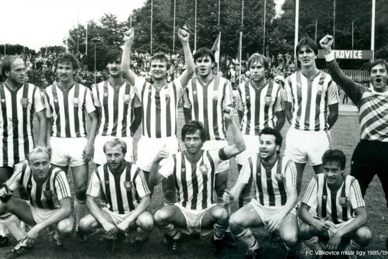 Vítkovice slaví titul mistra ligy 1986
