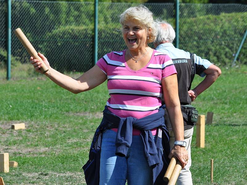 Na hřišti v Ohníči se konal Den netradičních sportů. Záštitu převzalo Regionální centrum Sportu pro všechny Teplice.
