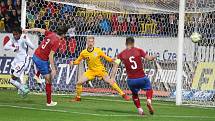 Před parádní kulisou se hrál v Teplicích zápas U20 mezi ČR  a Anglií. Ostrované vyhráli 5:0.