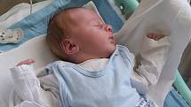 Tadeáš Novotný se narodil mamince Lucii Novotné v ústecké porodnici 12. března v 18:34. Měřil 50 cm a vážil 3650 gramů.