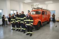 Slavnostní otevření hasičské zbrojnice dobrovolných hasičů v Modlanech.