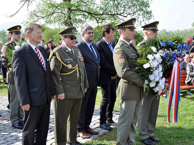 Pietní akt připomněl 313 obětí pochodu smrti v roce 1945 v Krupce na Prokopce