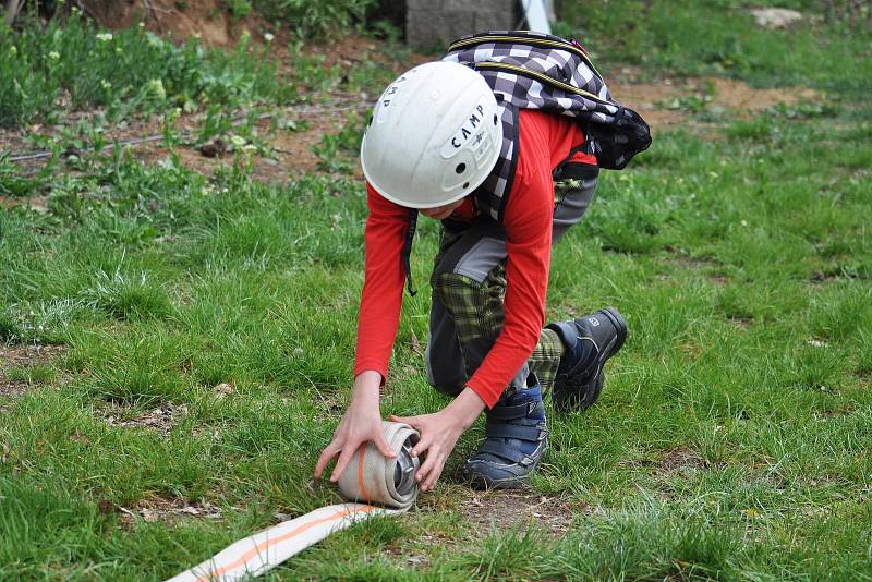 1. ročník memoriálu Jaromíra Honse o železného hasiče v Hostomicích, dětská část.