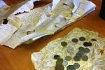 V kopuli věže byly nalezeny dokumenty a mince, z nichž nejstarší je z doby Marie Terezie. 