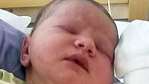 Adéla Vavřincová se narodila Pavlíně Krausové z Teplic  13. dubna v 17.32 hod. v ústecké porodnici. Měřila 51 cm a vážila 3,57 kg.