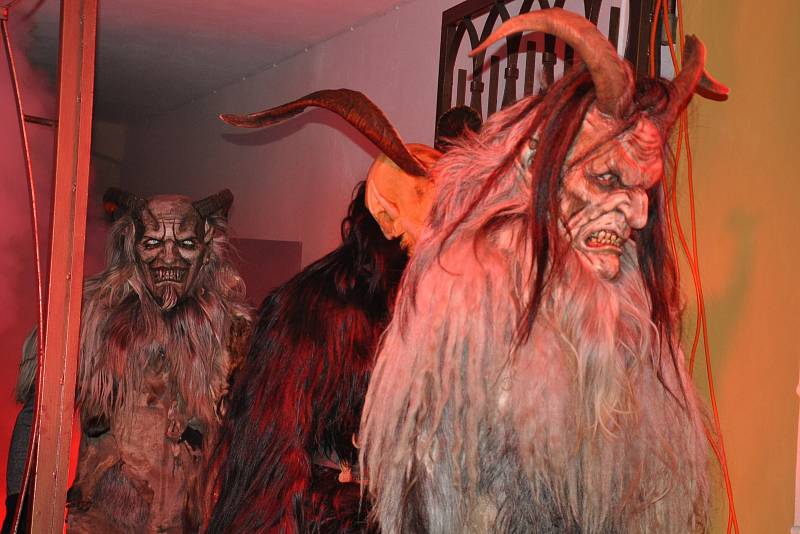 Krampus show v Duchcově