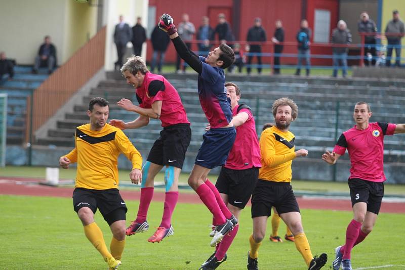 TJ Krupka (ve žlutém) porazila Litoměřice 3:1