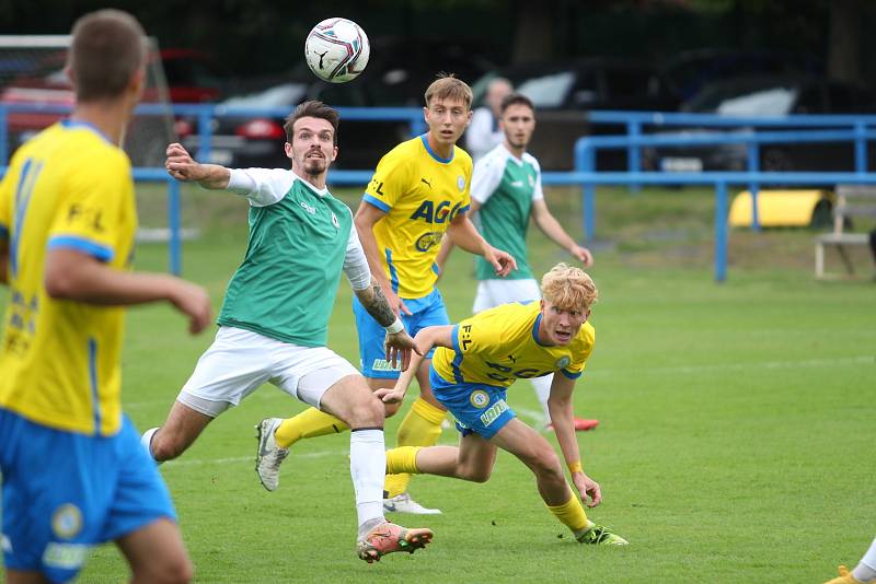 Duel České fotbalové ligy mezi záložními týmy Teplic a Jablonce skončil smírem (2:2).