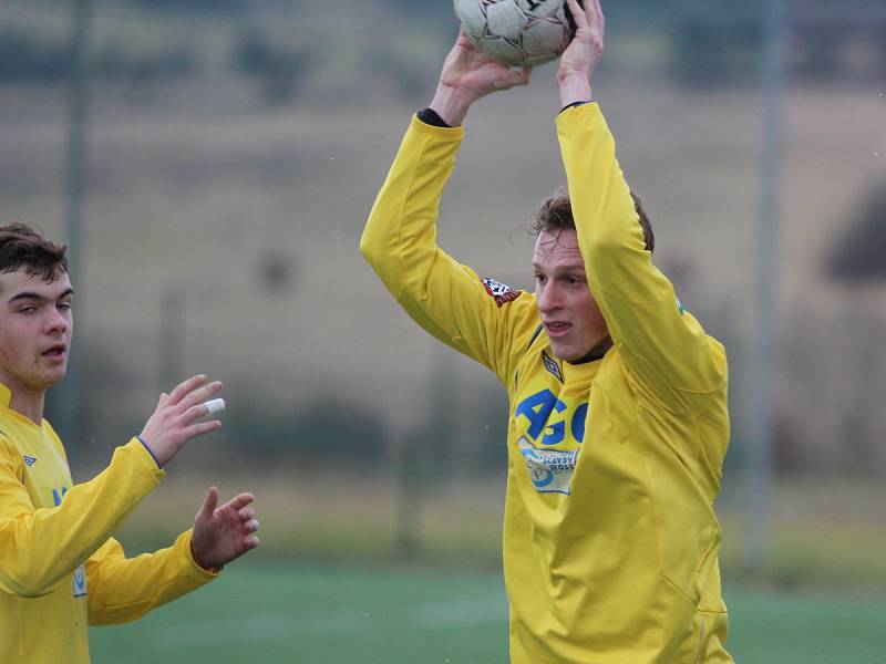 Srbice (v modrém) porazily Oldřichov 2:1