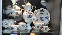 V Dubí byl slavnostně otevřen „Dům porcelánu s modrou krví“