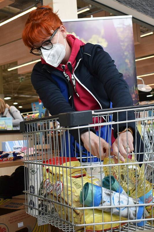 Potravinová sbírka pro Klokánek v Albertu v Olympii v Srbicích