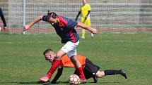 I. B třída: Unčín - Svádov (v oranžovém) 0:2