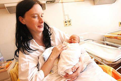 Mamince Petře Strnadové z Oseka se 29. listopadu v 22:30 v teplické porodnici narodila dcera Kristína Strnadová. Měřila  46 cm a vážila  2,40 kg.