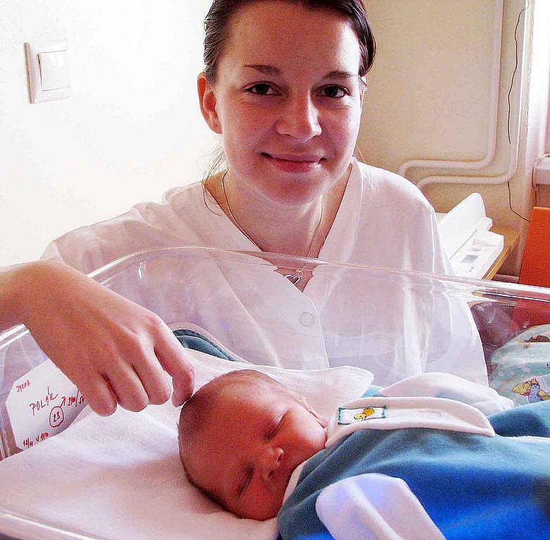 Dagmar Polákové z Bíliny se v teplické porodnici 19. listopadu v 11.10 hod. narodil syn Jakub Polák. Měřil 50 cm a vážil 3,10 kg.