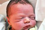 TADEÁŠ PUCHOLT se narodil Jaroslavě Pucholtové z Dubí 28. listopadu v 9.00 hod. v teplické porodnici. Měřil 52 cm a vážil 3,90 kg.