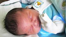 Mamince Emilii Zahrádkové z Újezdečka se 7. června v 8.50 hod. v teplické porodnici narodil syn Michal Brezák. Měřil  50 cm a vážil 3,95 kg.