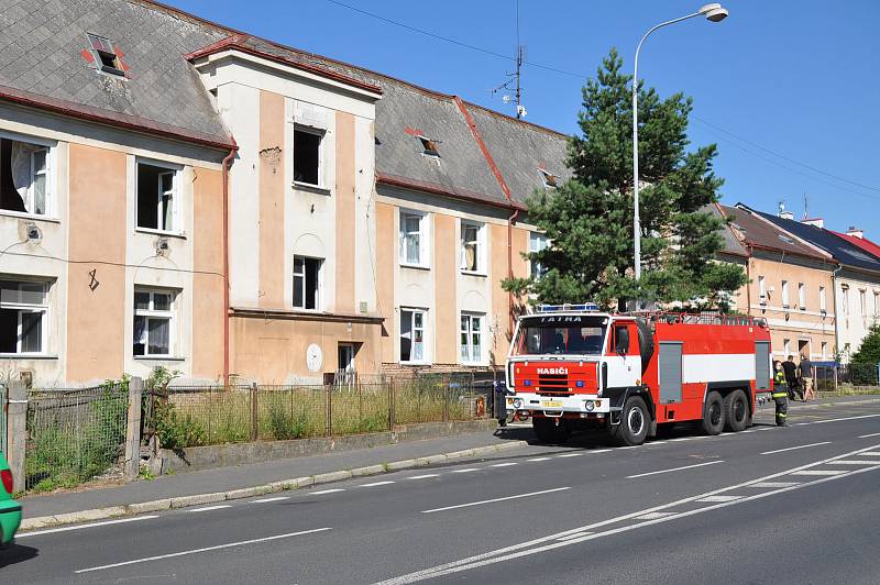 Výbuch plynu v domu čp 438 v Ruské ulici v Dubí