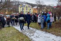 Den památky obětí holocaustu a předcházení zločinům proti lidskosti v Teplicích.
