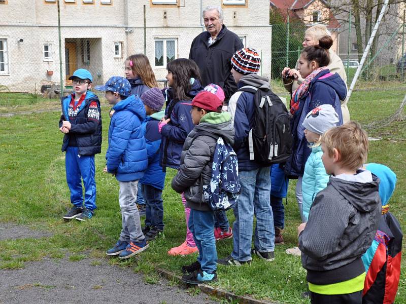 Na školním hřišti ZŠ Dubí se konal již 14. ročník kuličkyády