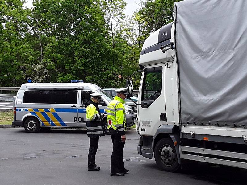 Dopravní policisté se zaměřili na nákladní dopravu.