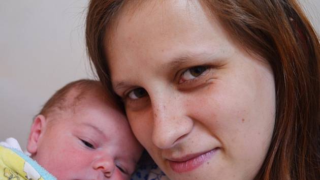 Mamince Kateřině Sklenářové z Teplic se 13. března v 17.47 hod. v teplické porodnici narodila dcera Eliška Sklenářová. Měřila 49 cm a vážila 3,10 kg.