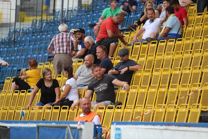 Diváci na fotbale Teplice - Zlín