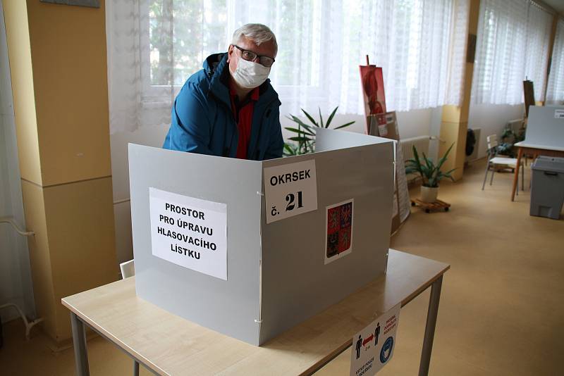 První kolo senátních voleb na Teplicku.