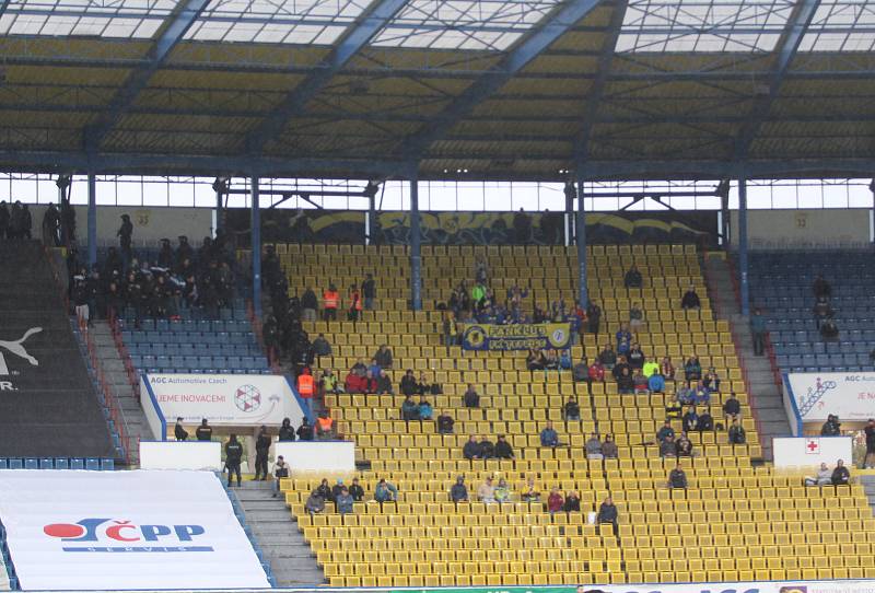 Tepličtí po třech kolech bez bodu slaví výhru. Doma porazili Ostravu 2:1.