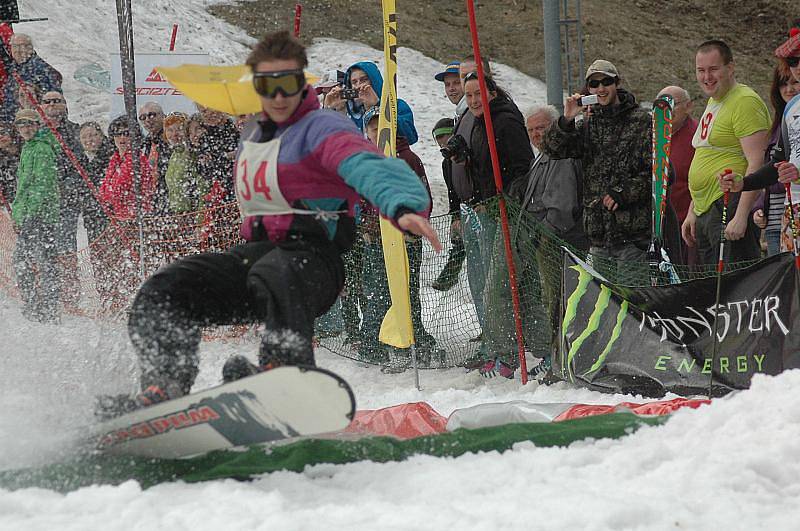 WATERSLIDE NA BOUŘŇÁKU