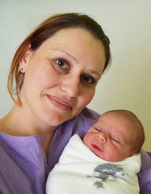 Mamince Lucii Kaftanové z Braňan se 5. února v 9.45 hod. v teplické porodnici narodil syn Josef Kopřiva. Měřil 48 cm a vážil 3,0 kg.