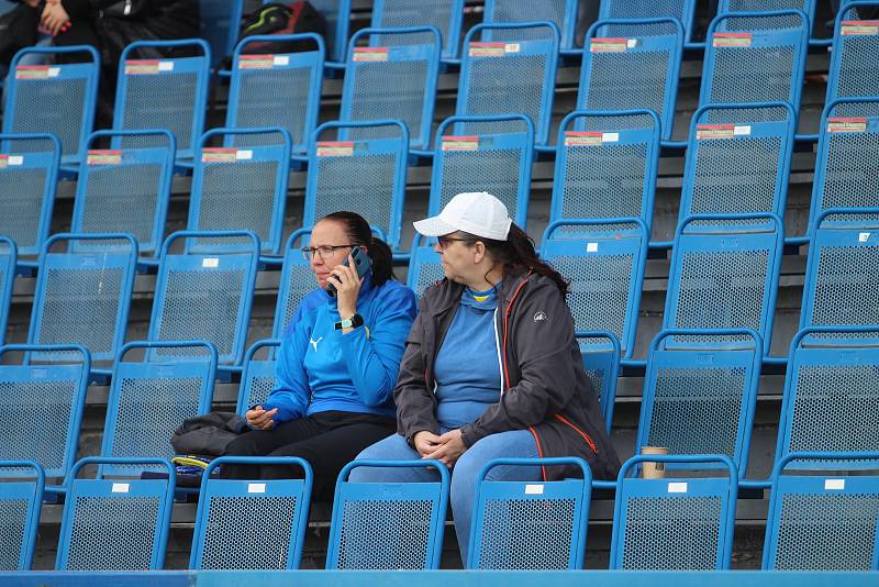 Diváci na fotbale Teplice - Pardubice