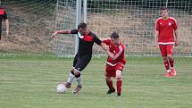 FK Novosedlice (v červeném) - SK Dobkovice 3:4