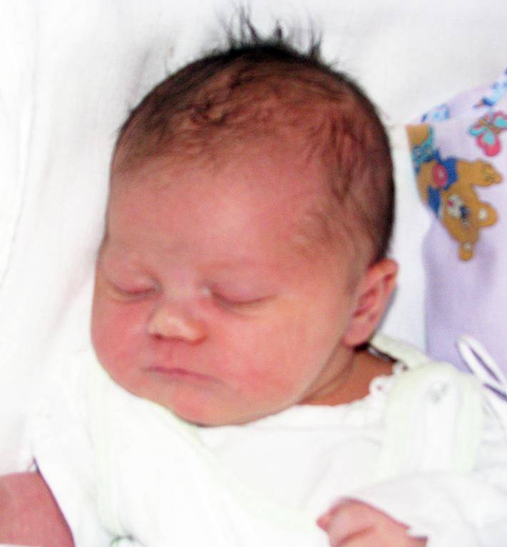 Mamince Marii Lompartové z Teplic se 16. září v 7.54 hodin v ústecké porodnici narodil syn Daniel Jiří Lompart. Měřil 51 cm a vážil 4,13 kg
