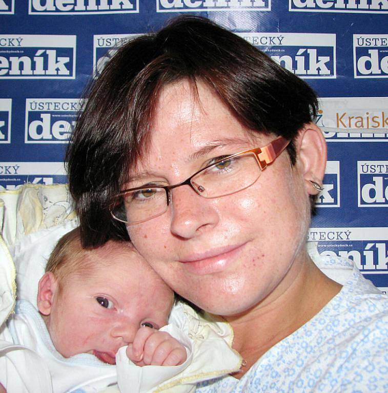 Mamince Lence Mauleové ze Srbic se 22. září ve 22.00 hodin v ústecké porodnici narodil syn František Maule. Měřil 50 cm a vážil 3,6 kg.