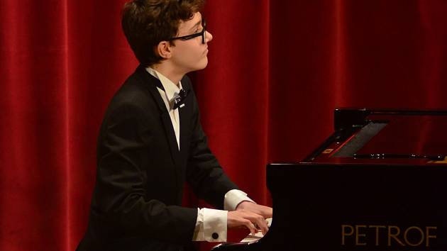 Z osmého ročníku klavírní soutěže Beethovenovy Teplice. Semjen Yakimov, absolutní vítěz BT 23