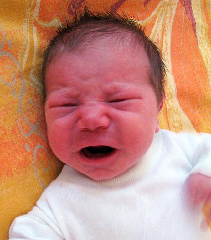Mamince Jitce Rážkové z Křemýže se 9. dubna v 11.45  hod. v teplické porodnici narodila dcera Sára Rážková. Měřila  48 cm a vážila 3,20 kg.
