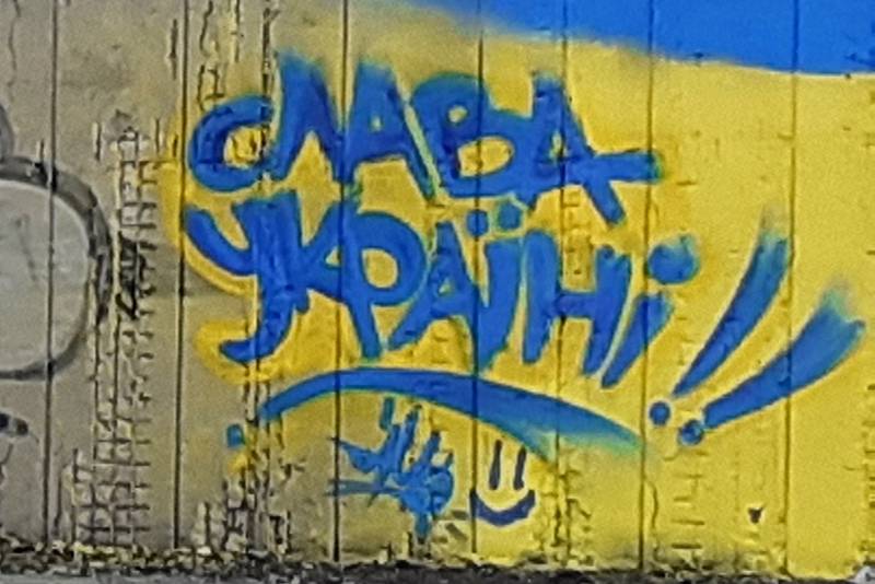 Graffiti v Teplicích, podpora Ukrajině.