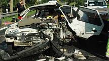 Nehoda osobního auta a dodávky