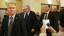 V únoru 2020 se Teplice důstojně rozloučily s bývalým primátorem a předsedou senátu Jaroslavem Kuberou. Na rozloučení dorazil i prezident Miloš Zeman.