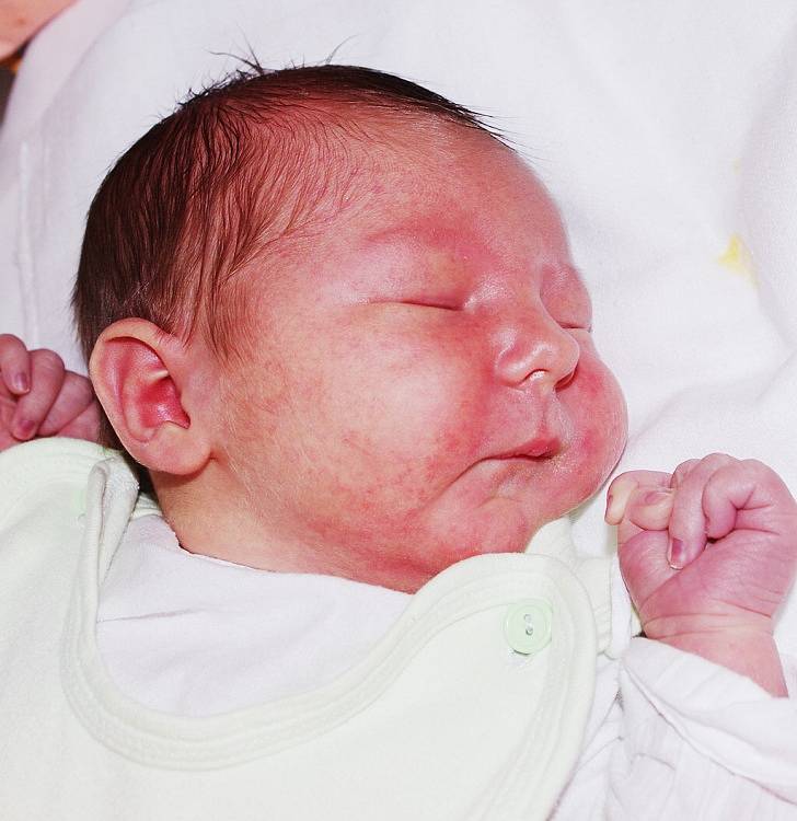 Mamince Haně Málkové z Teplic se 20. října v 0.18 hod. v teplické porodnici narodil syn Václav Táborský. Měřil 51 cm a vážil 4,06 kg.