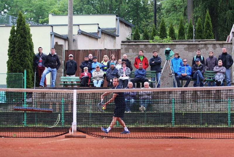 Mertl (tmavé triko) vyhrál ITF Futures v Teplicích