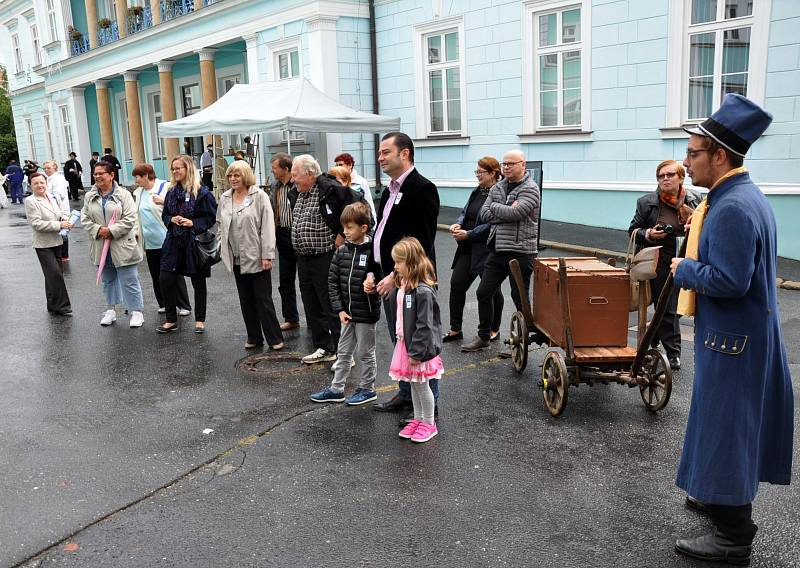 Tradiční lázeňské slavnosti opět pozvaly zájemce do kulis slavných příběhů Lázní Teplice, vzdávajících hold léčivým teplickým pramenům.