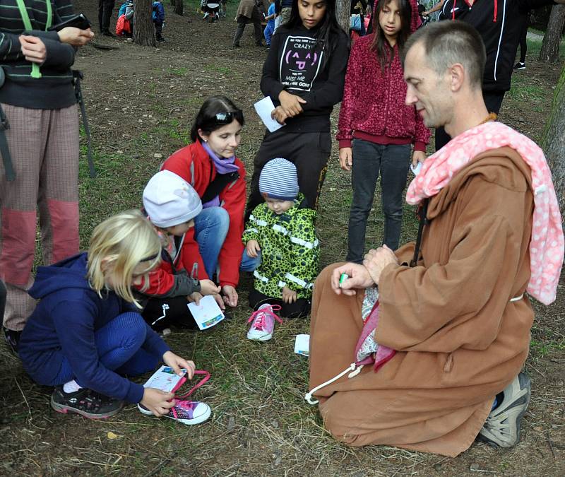 Na den české státnosti připravilo sdružení Krupka naše město akcí Pohádkový les.