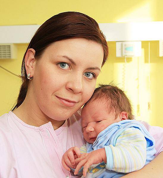 Mamince Lucii Dudkové z Oseka se 28. ledna ve 2.10 hodin v kadaňské porodnici narodil syn Jan Havelka. Měřil 53 cm a vážil 3,59 kg.