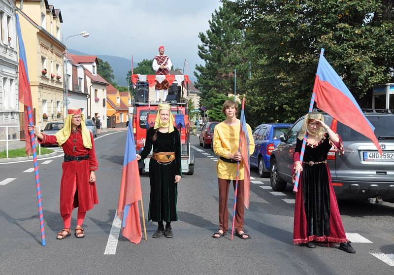 Proboštov se bavil a slavil až do ohňostroje 