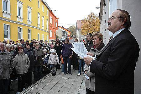 Škola ve městě Hrob slavila 120 let