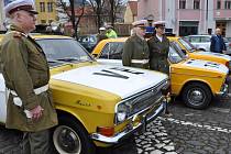 Setkání veteránů vozů Žiguli a Moskvič v Bílině.