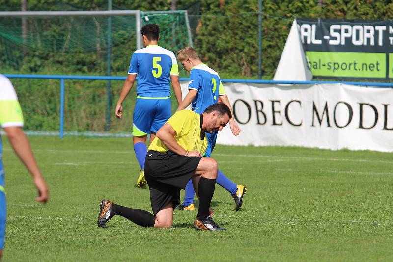 I. A třída dorostu: Modlany (zeleno-bílí) - Klášterec